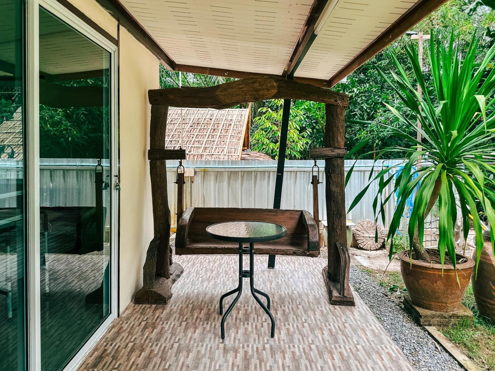 Baan Panmala Guesthouse - Ao Luek, 끄라비 외부 사진