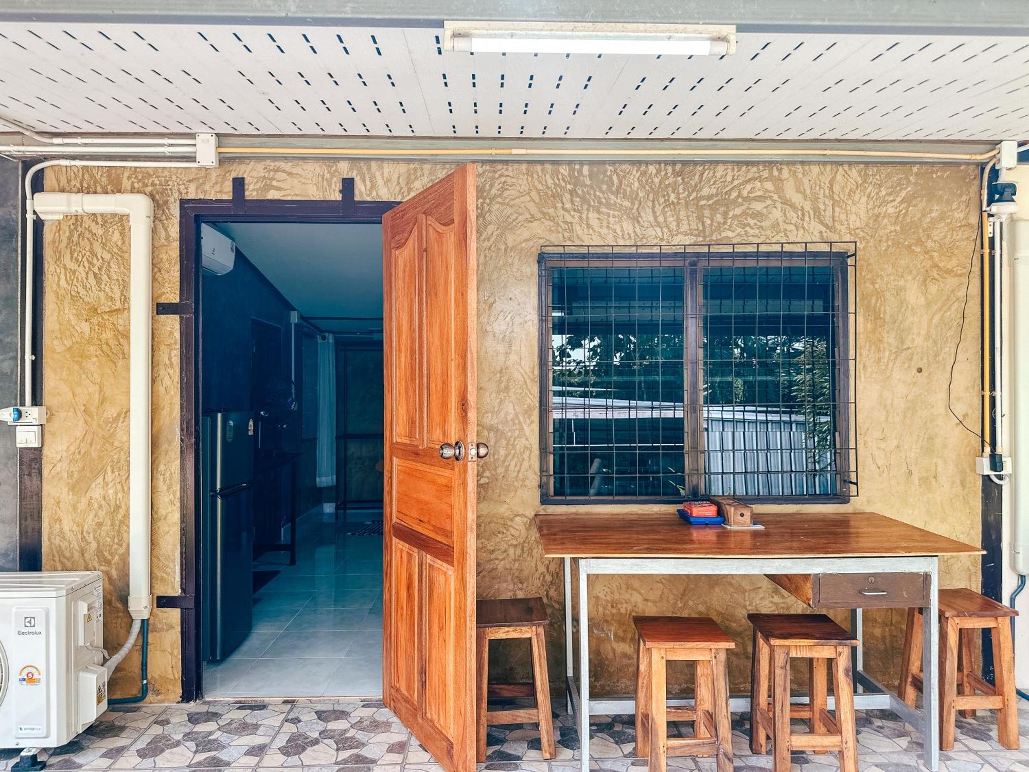 Baan Panmala Guesthouse - Ao Luek, 끄라비 외부 사진